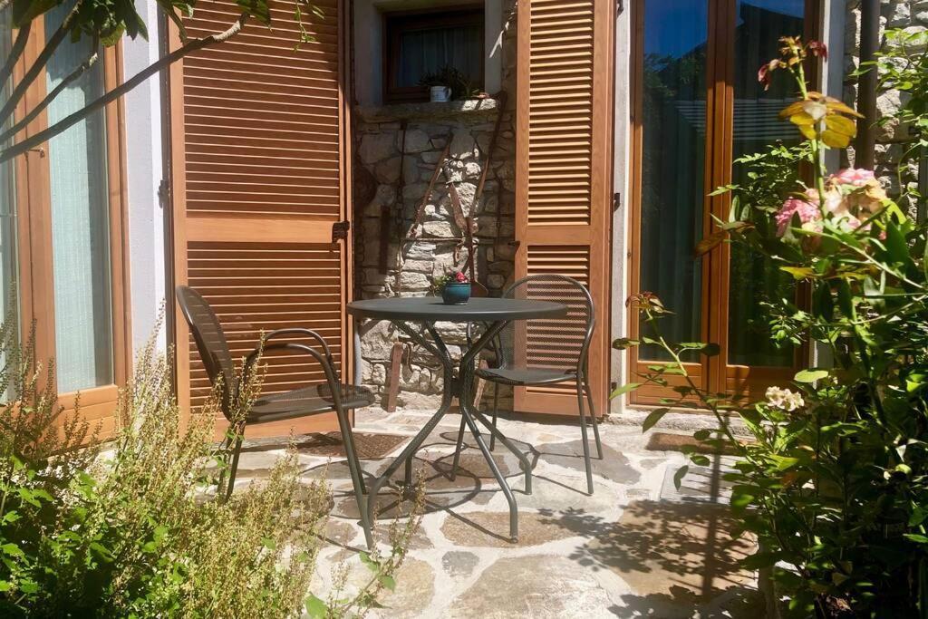 La Poulerie - Suite Dependance เจราลาริโอ ภายนอก รูปภาพ