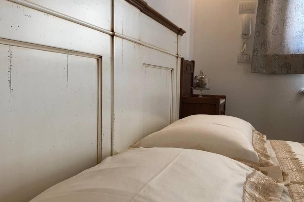 La Poulerie - Suite Dependance เจราลาริโอ ภายนอก รูปภาพ